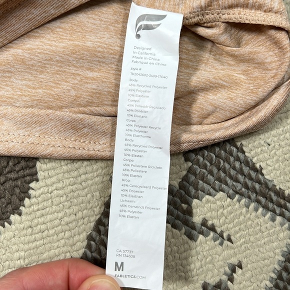 Fabletics tank top with open back and knot detail - Picture 11 of 12